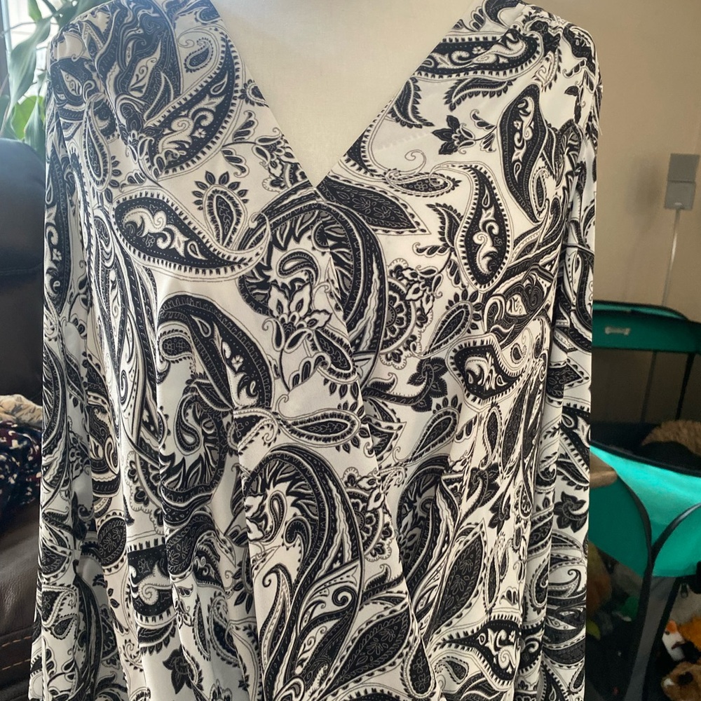 Black and White Paisley Blouse